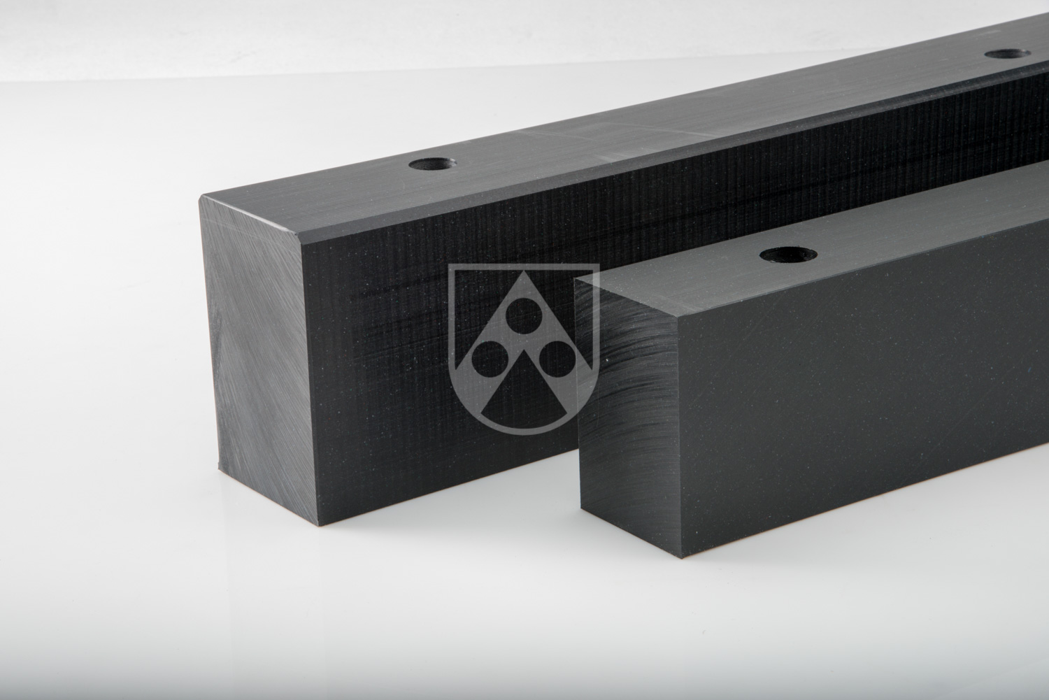 Bumper Rails Crash Rails Wall Protection Panels Plastic Wall Protectors Rochling Industrial En